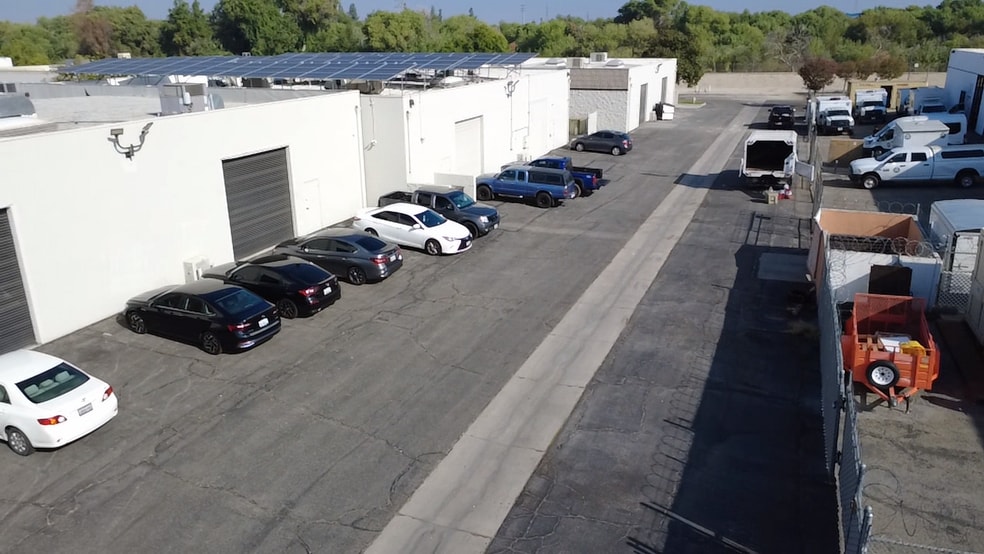 More Photos Of 1831 S Commercenter Dr W, San Bernardino Warehouse For Sale