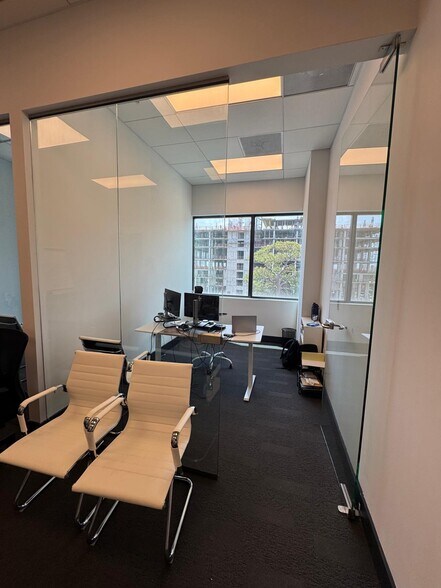 More Photos Of 19790 W Dixie Hwy, Aventura Office For Lease