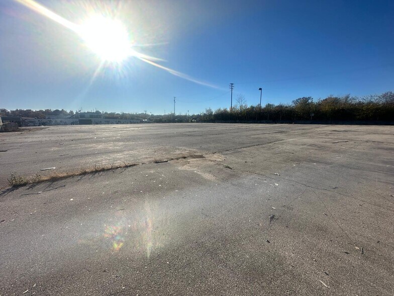 More Photos Of 6057 Goodfellow Blvd, Saint Louis Land For Lease