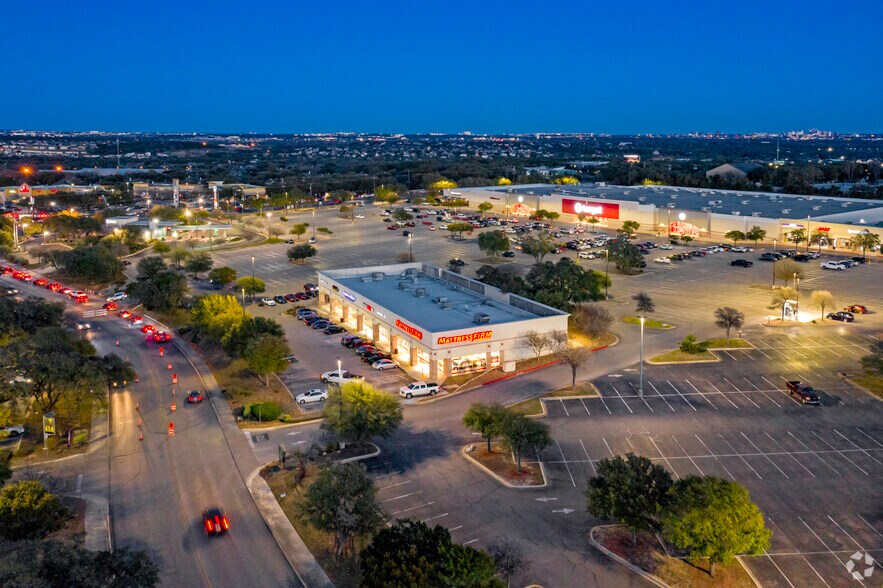 More Photos Of 11309-11323 Bandera Rd, San Antonio Unknown For Lease