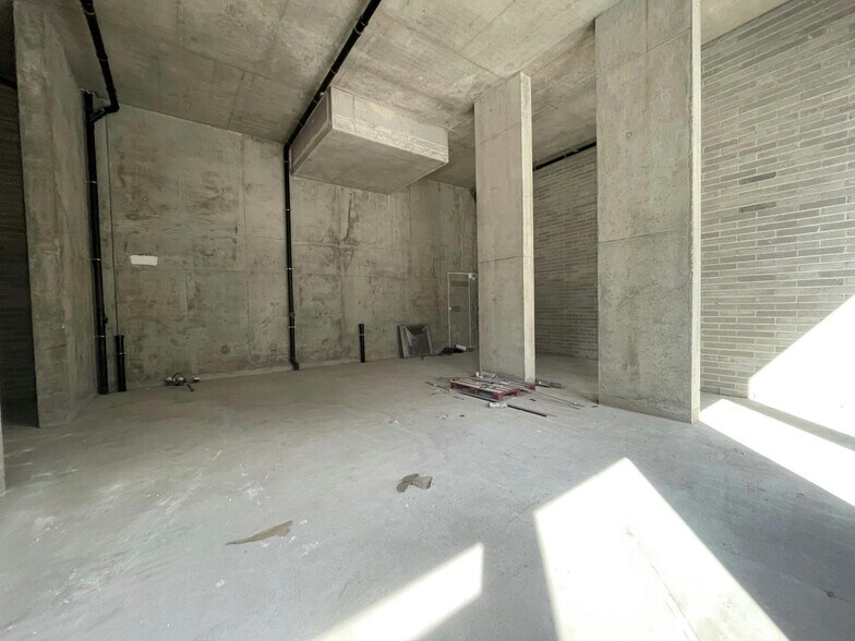 More Photos Of Atlantis Ave, London Apartments For Sale