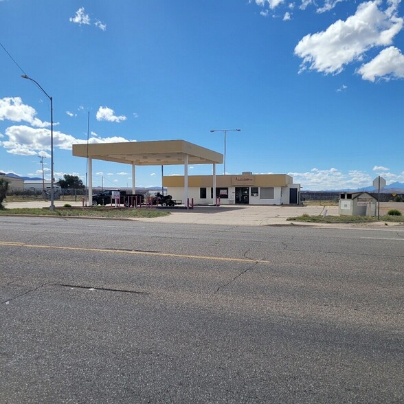 Primary Photo Of 217 N Huachuca Blvd, Huachuca City Service Station For Sale