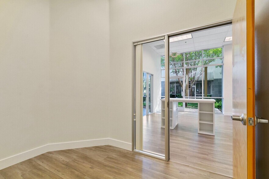 More Photos Of 4747 Mangels Blvd, Fairfield Office For Lease
