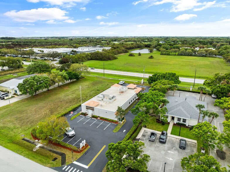 More Photos Of 845 37th Pl, Vero Beach Medical For Lease