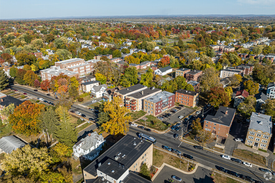 Primary Photo Of 76-78 Vine St, Hartford Multifamily For Sale