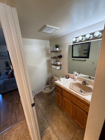 More Photos Of 417 Tiffany Dr, Santa Maria Apartments For Sale