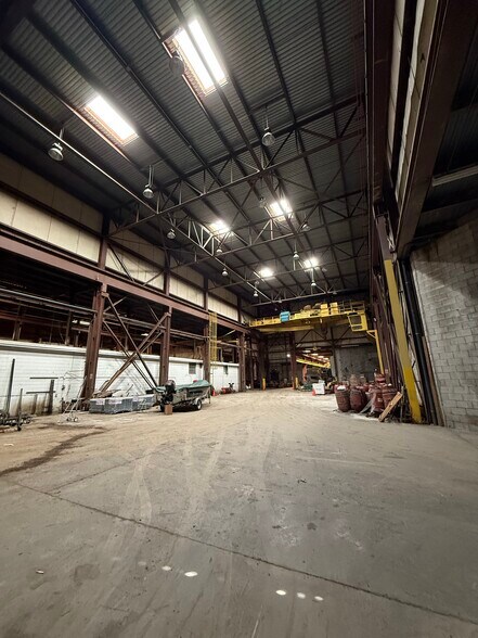 More Photos Of 248 Monkey Wrench Rd, North Huntingdon Manufacturing For Lease