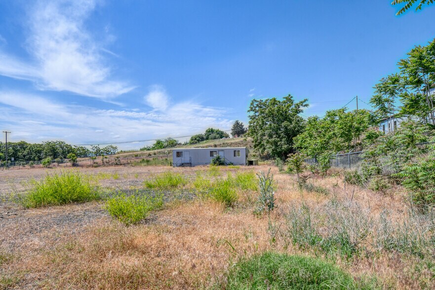More Photos Of 1150 Airport Road rd, Pendleton Land For Sale