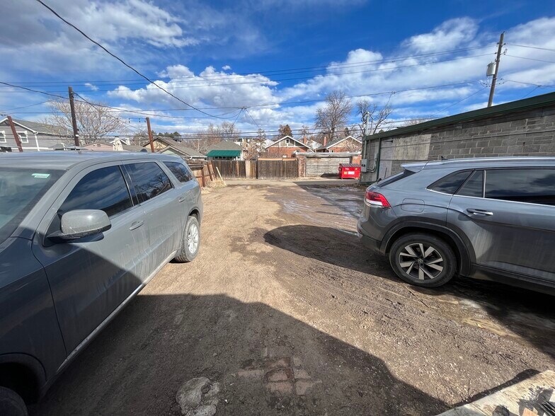 More Photos Of 2560 S Broadway, Denver Freestanding For Sale