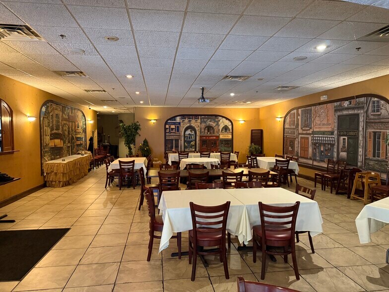 More Photos Of 421 Penn Ave, West Reading Restaurant For Lease