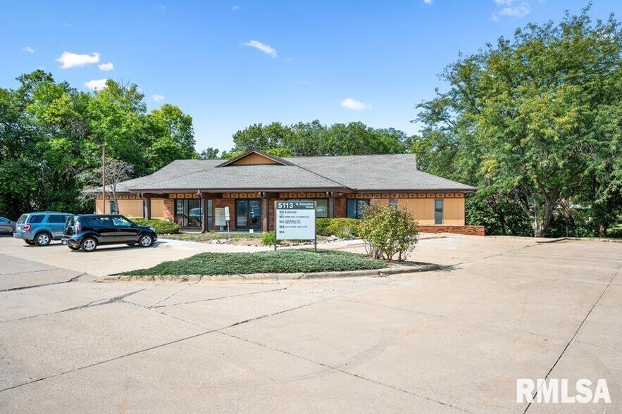 More Photos Of 5113 N Executive Dr, Peoria Office For Lease