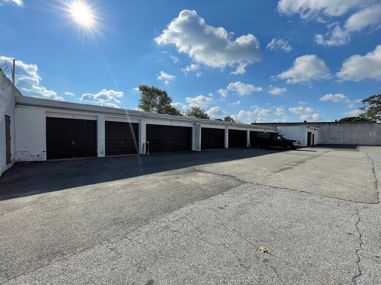 More Photos Of 410 S Springfield Rd, Clifton Heights Industrial For Sale