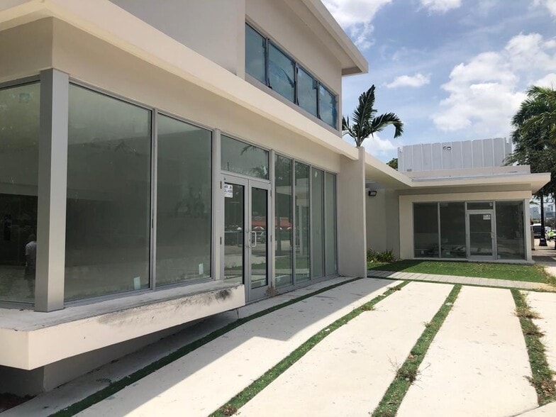 More Photos Of 7111 Biscayne Blvd, Miami Freestanding For Sale