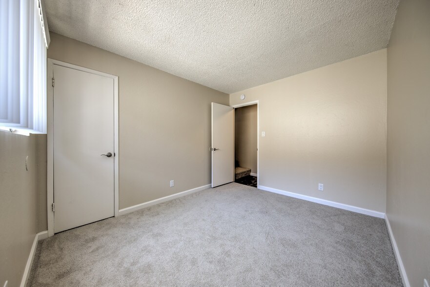 More Photos Of 102-116 Avian Dr, Vallejo Apartments For Sale