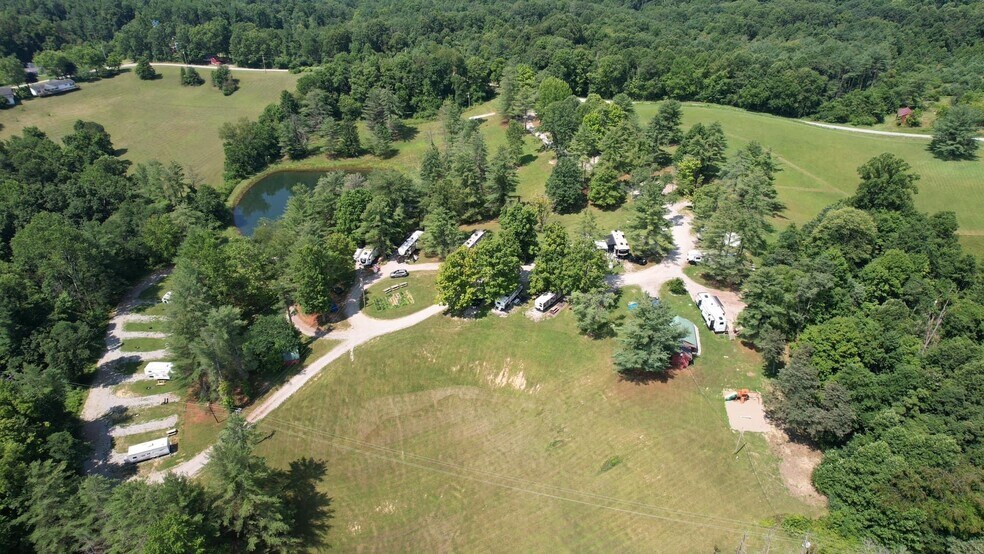More Photos Of 7896 Roundhouse Rd, New Marshfield Trailer Camper Park For Sale