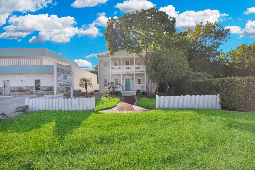 Primary Photo Of 88101 Old Hwy, Islamorada Office For Sale