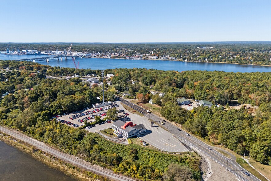 More Photos Of 161 Main St, Woolwich Restaurant For Sale