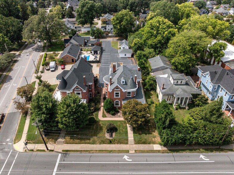 More Photos Of 1542 Frederica St, Owensboro Office Residential For Sale