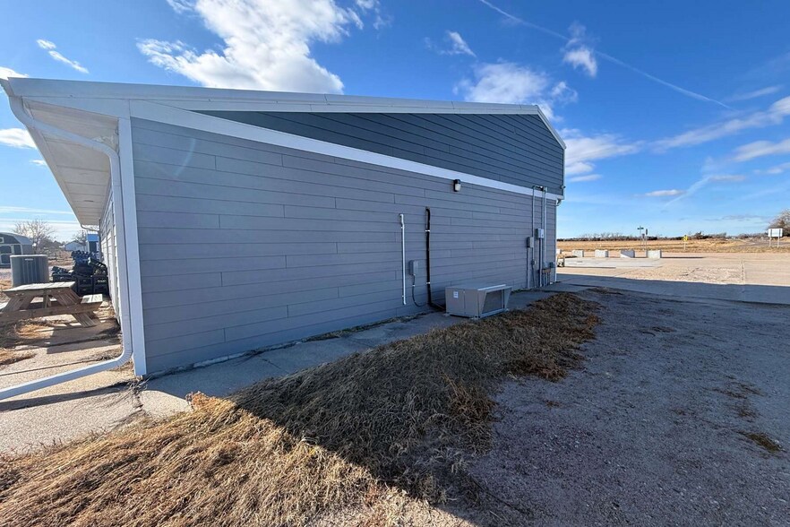 More Photos Of 220 N 13th Ave, Burwell Convenience Store For Sale