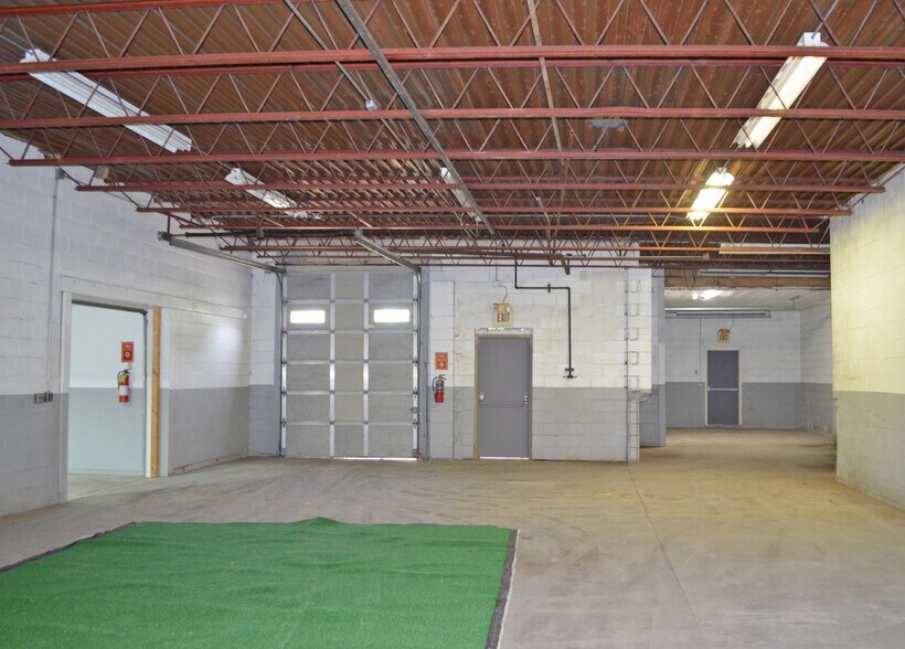 More Photos Of 10027 Railroad St, Lake City Warehouse For Sale