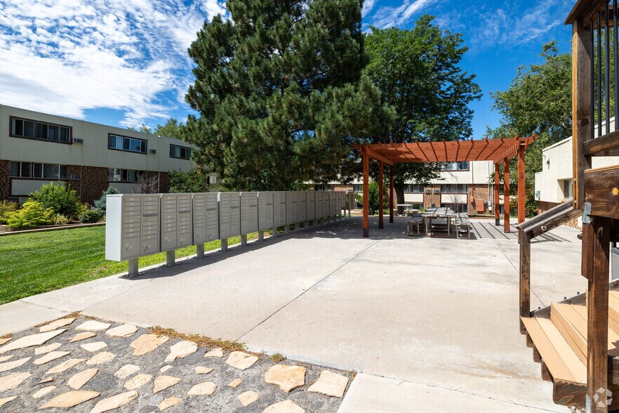 More Photos Of 2025 Jerry Murphy Rd, Pueblo Apartments For Sale