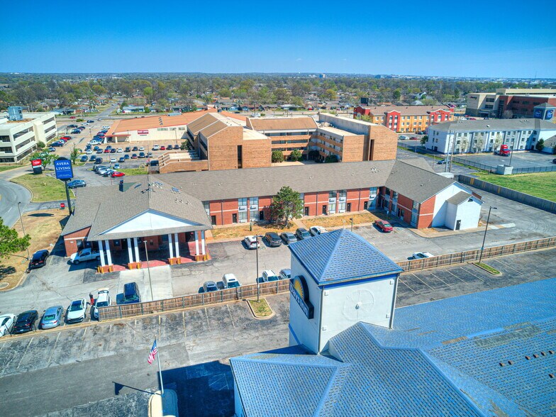More Photos Of 3211 S 79th East Ave, Tulsa Apartments For Sale