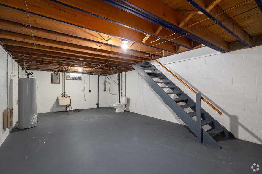 More Photos Of 1422-1424 N Chapel St, Louisville Apartments For Sale