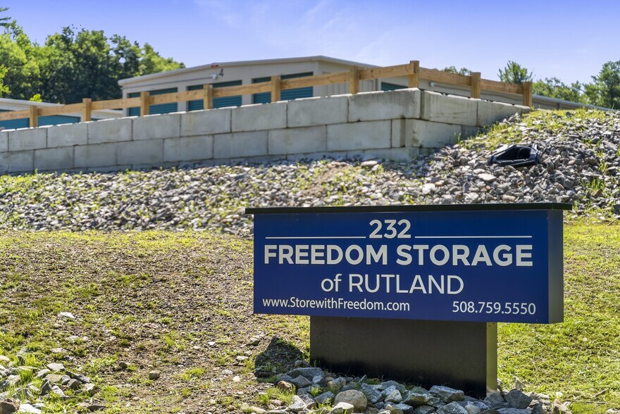 More Photos Of 232 Barre Paxton Rd, Rutland Flex For Lease