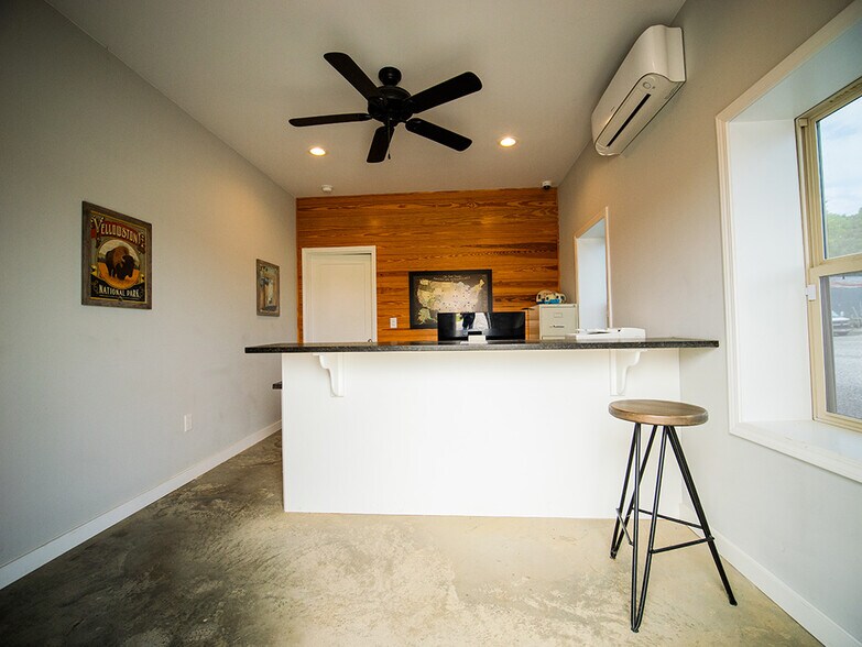 More Photos Of 2212 US-51 Hwy, Madison Self Storage For Sale