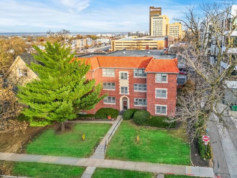 Primary Photo Of 211 S 37th St, Omaha Apartments For Sale