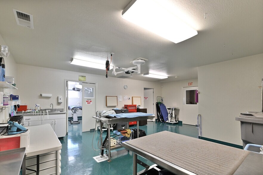 More Photos Of 382 CA-4, Murphys Office For Sale