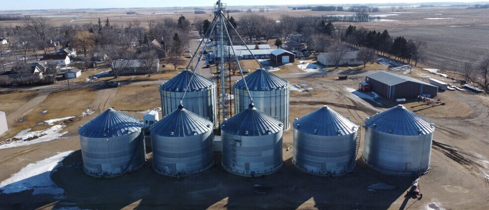 More Photos Of 611 1st St, Roslyn Land For Sale