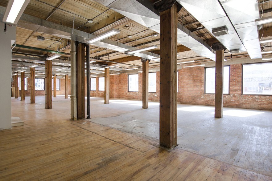 More Photos Of 605 11 Ave SW, Calgary Office For Lease