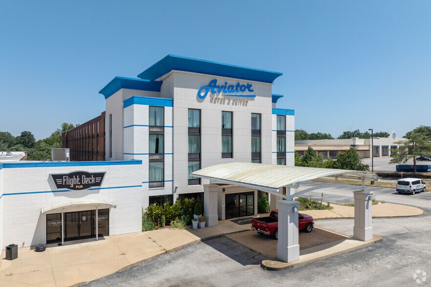 More Photos Of 6921 S Lindbergh Blvd, Saint Louis Hospitality For Sale