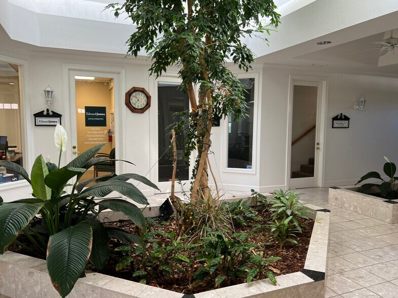 More Photos Of 2880 N Tracy Blvd, Tracy Medical For Lease