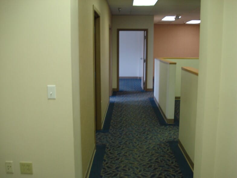 More Photos Of 113 W Northern Lights Blvd, Anchorage Unknown For Lease