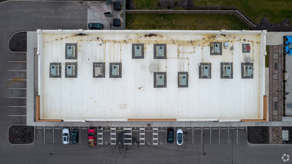 More Photos Of 6304-6330 E Dublin Granville Rd, Westerville Storefront For Lease