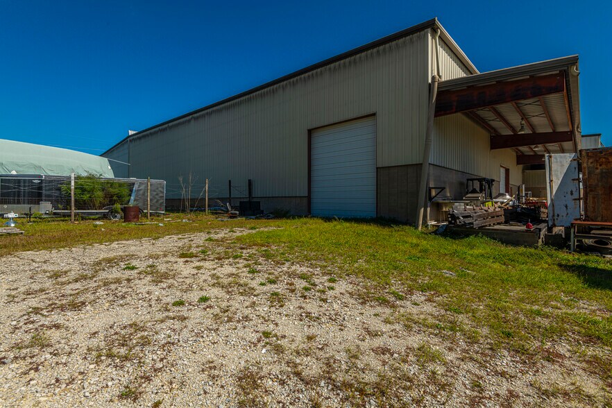 More Photos Of 1159 Cainhoy Rd, Wando Warehouse For Lease