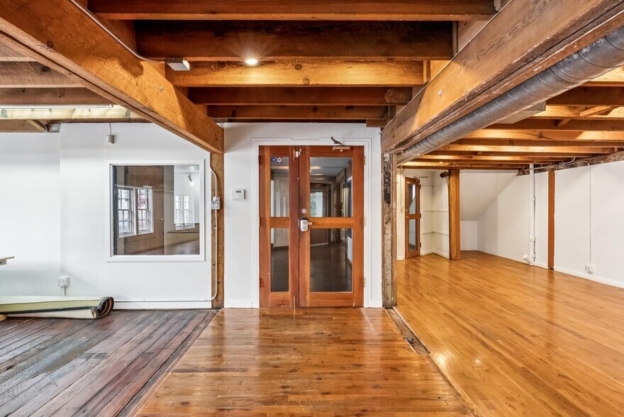 More Photos Of 440 Brannan St, San Francisco Loft Creative Space For Sale