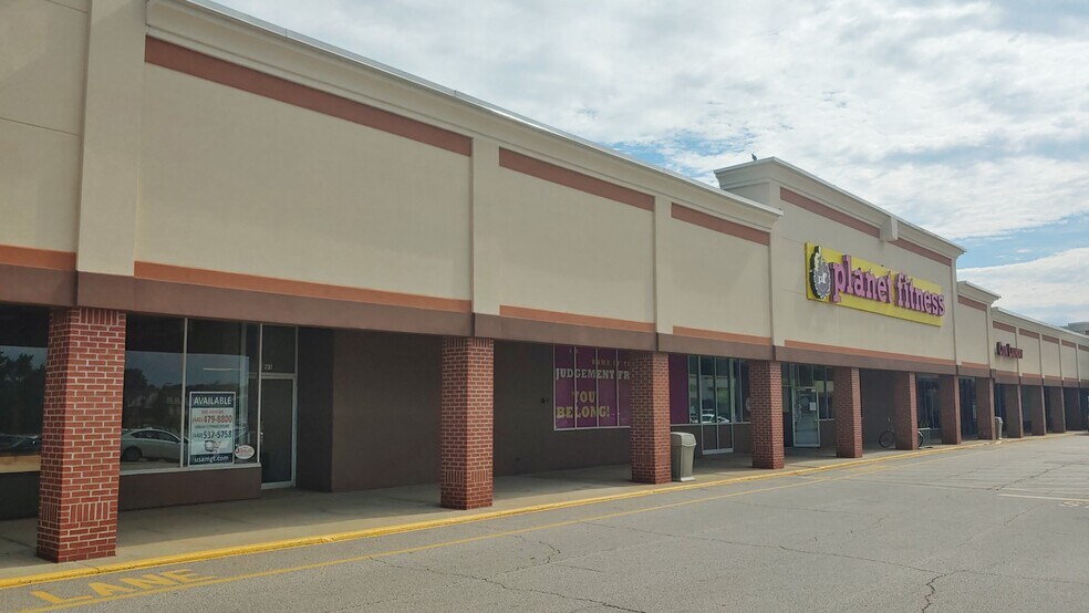 More Photos Of 1733 Pearl Rd, Brunswick Unknown For Lease