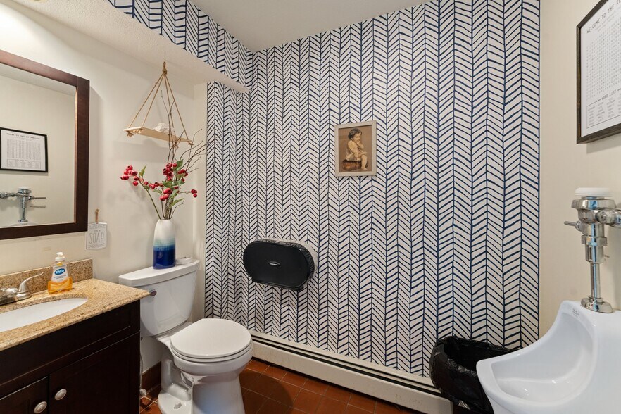 More Photos Of 4372 Post Rd, East Greenwich Office Residential For Sale