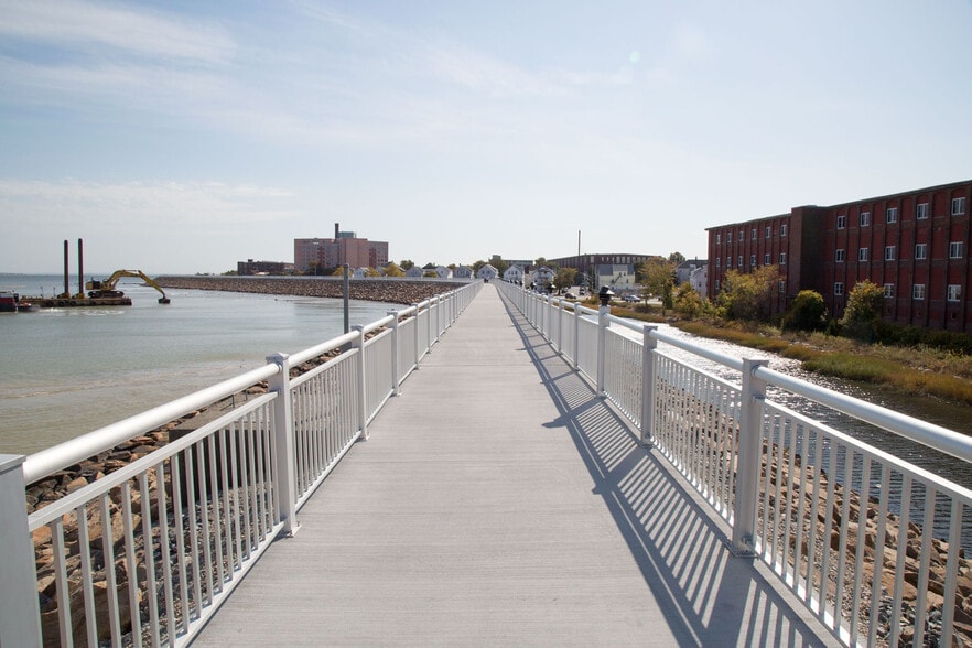 More Photos Of 11 Cove St, New Bedford Manufacturing For Sale