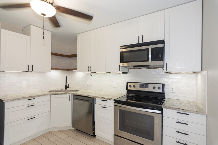 More Photos Of 114 Scofield Ave, Johnson City Apartments For Sale