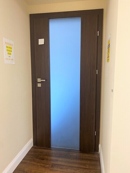 More Photos Of 1909 Great Neck Rd, Copiague Freestanding For Lease