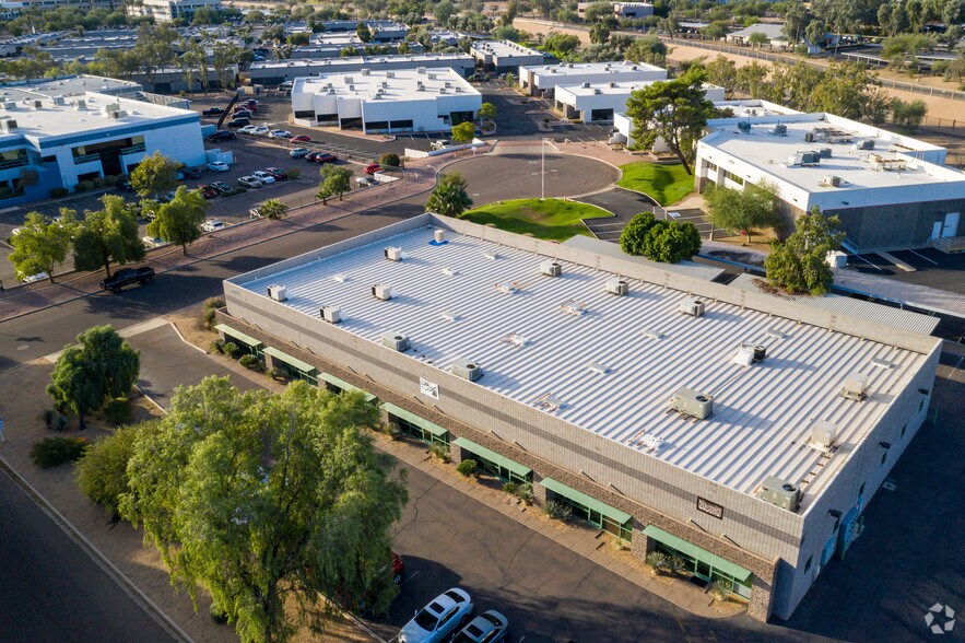 More Photos Of 11042 N 24th Ave, Phoenix Manufacturing For Lease