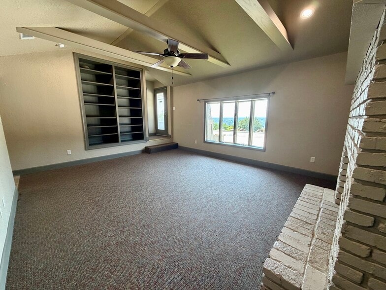 More Photos Of 619 Fayetteville Rd, Van Buren Medical For Lease