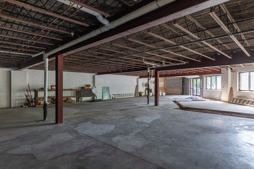 More Photos Of 26000 Chardon Rd, Richmond Heights Freestanding For Sale