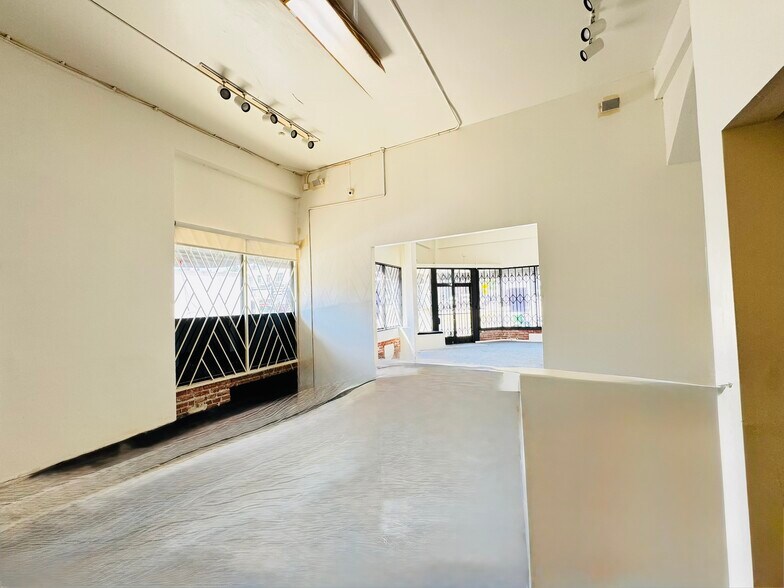 More Photos Of 7424-7426 W Sunset Blvd, Los Angeles Storefront Retail Office For Lease