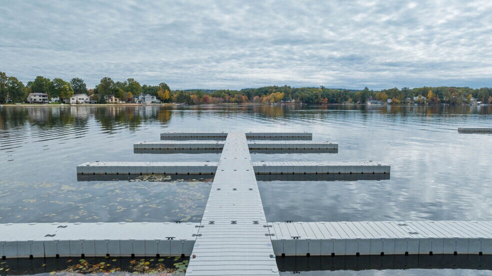 More Photos Of 141 Congamond Rd, Southwick Restaurant For Lease