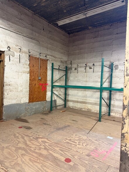 More Photos Of 2735 Huff Dr, Lawrenceville Warehouse For Lease